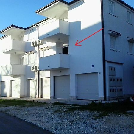 Apartment Kiko Rogoznica  Phòng bức ảnh
